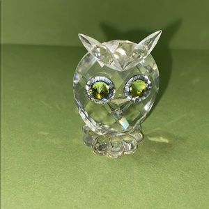 Crystal Owl with Green/Yellow Eyes